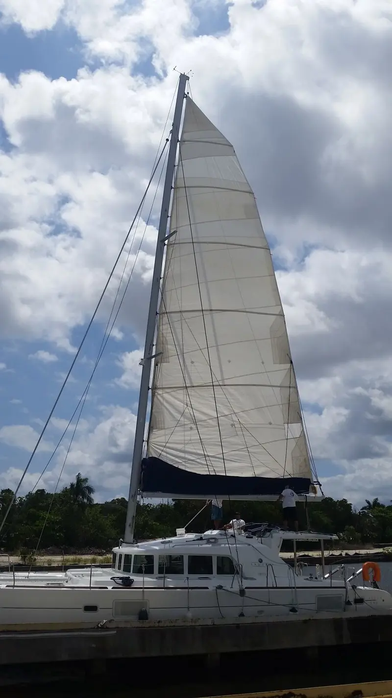 Used Sail Catamaran for Sale 2007 Lagoon 440 Boat Highlights Image Gallery
