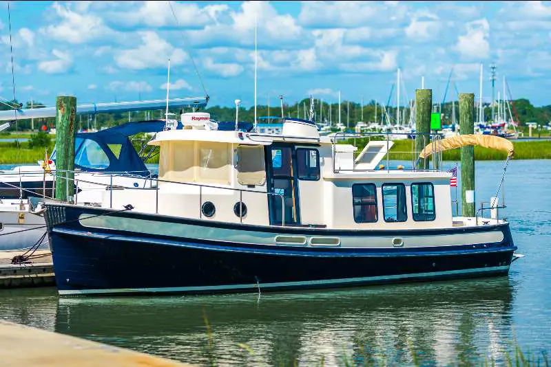 Used Power Monohull for Sale 1999 32 Pilothouse Trawler Boat Highlights Image Gallery