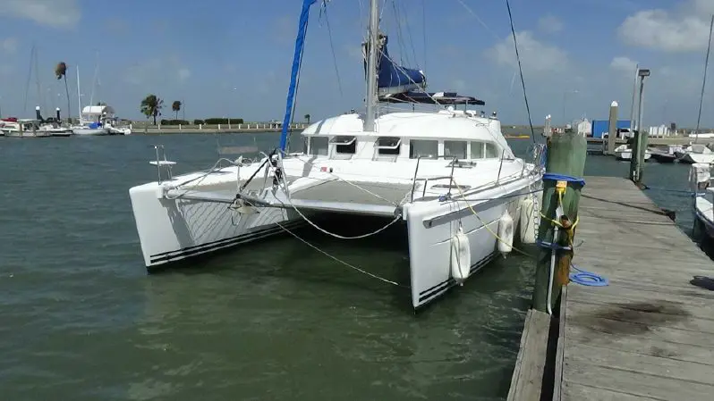 Used Sail for Sale Lagoon 380 S2 Used Sail for Sale Lagoon 380 S2
