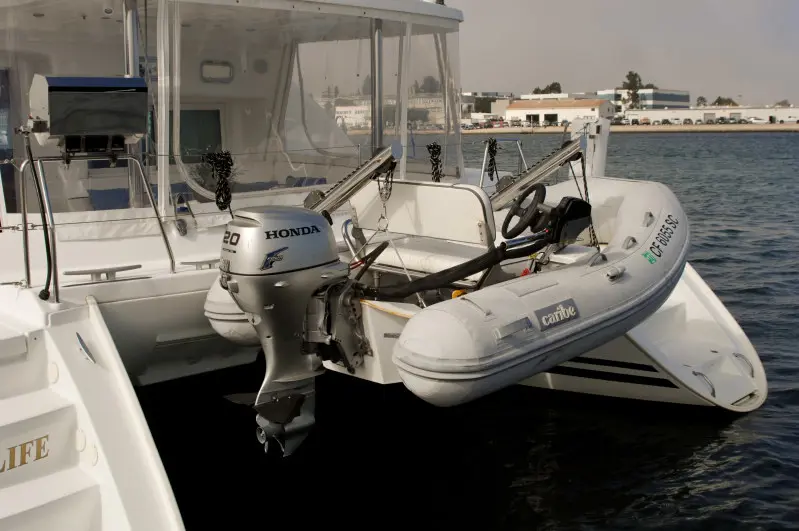 Used Sail Catamaran for Sale 2004 Lagoon 440 Boat Highlights Image Gallery