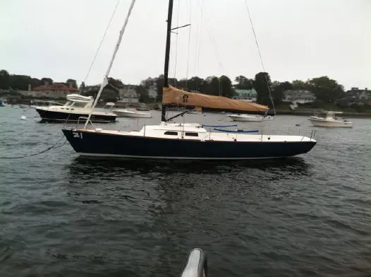 AGILA Sail E33