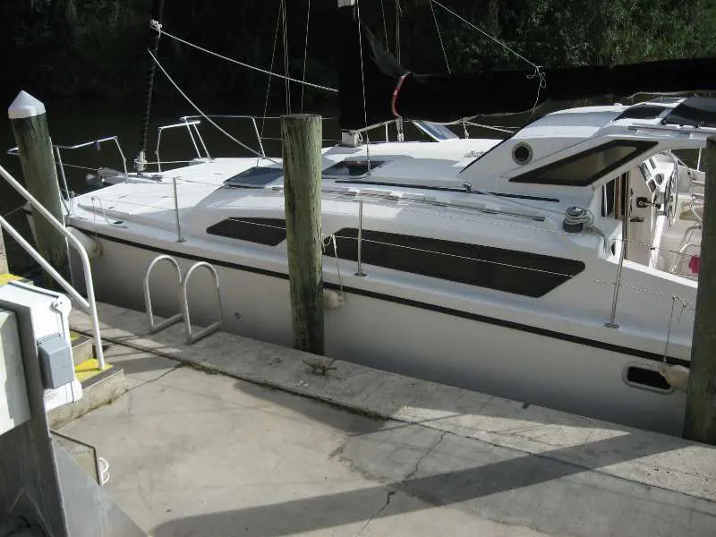 Used Sail Catamaran for Sale 1997 Gemini 105M Boat Highlights Image Gallery