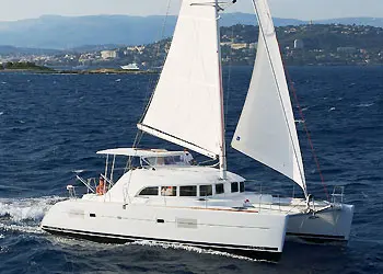 MINHA MENINA Sail Lagoon 380