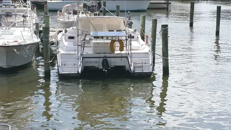 Used Sail Catamaran for Sale 1999 Gemini 105M Boat Highlights Image Gallery