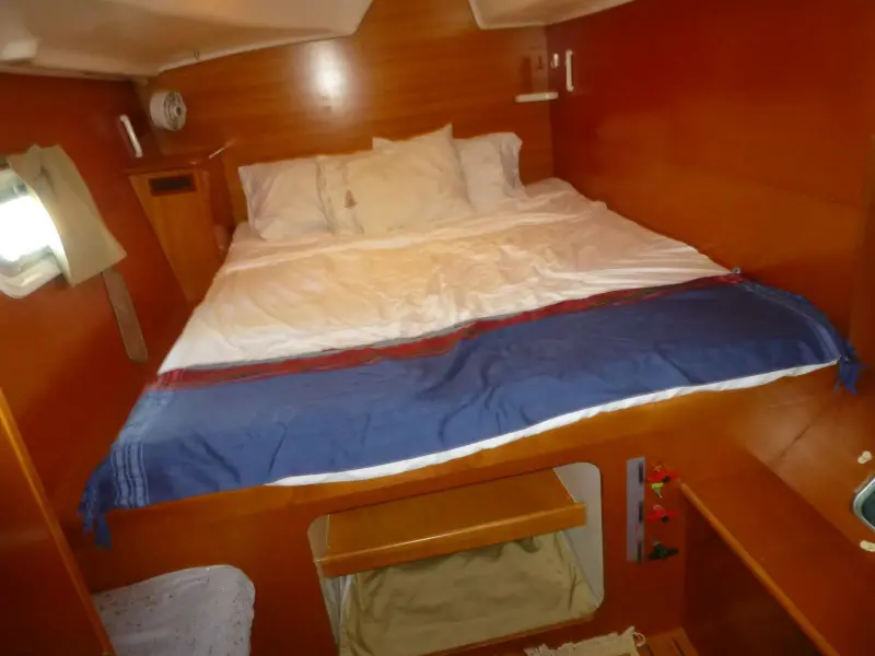 Used Sail Catamaran for Sale 2002 Lagoon 380 Layout & Accommodations Image Gallery