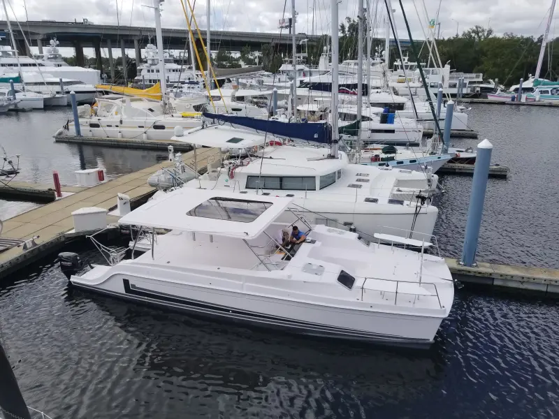 Used Power Catamaran for Sale 2018 Freestyle 399 Power Boat Highlights Image Gallery