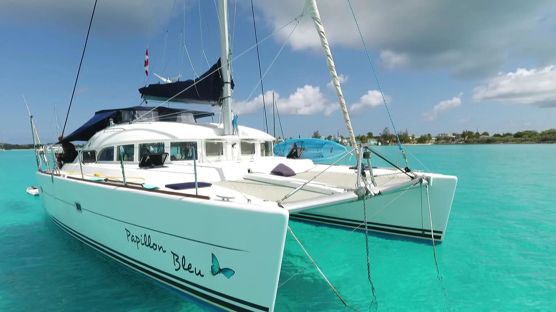Used Sail Catamaran for Sale 2004 Lagoon 380 Used Sail Catamaran for Sale 2004 Lagoon 380