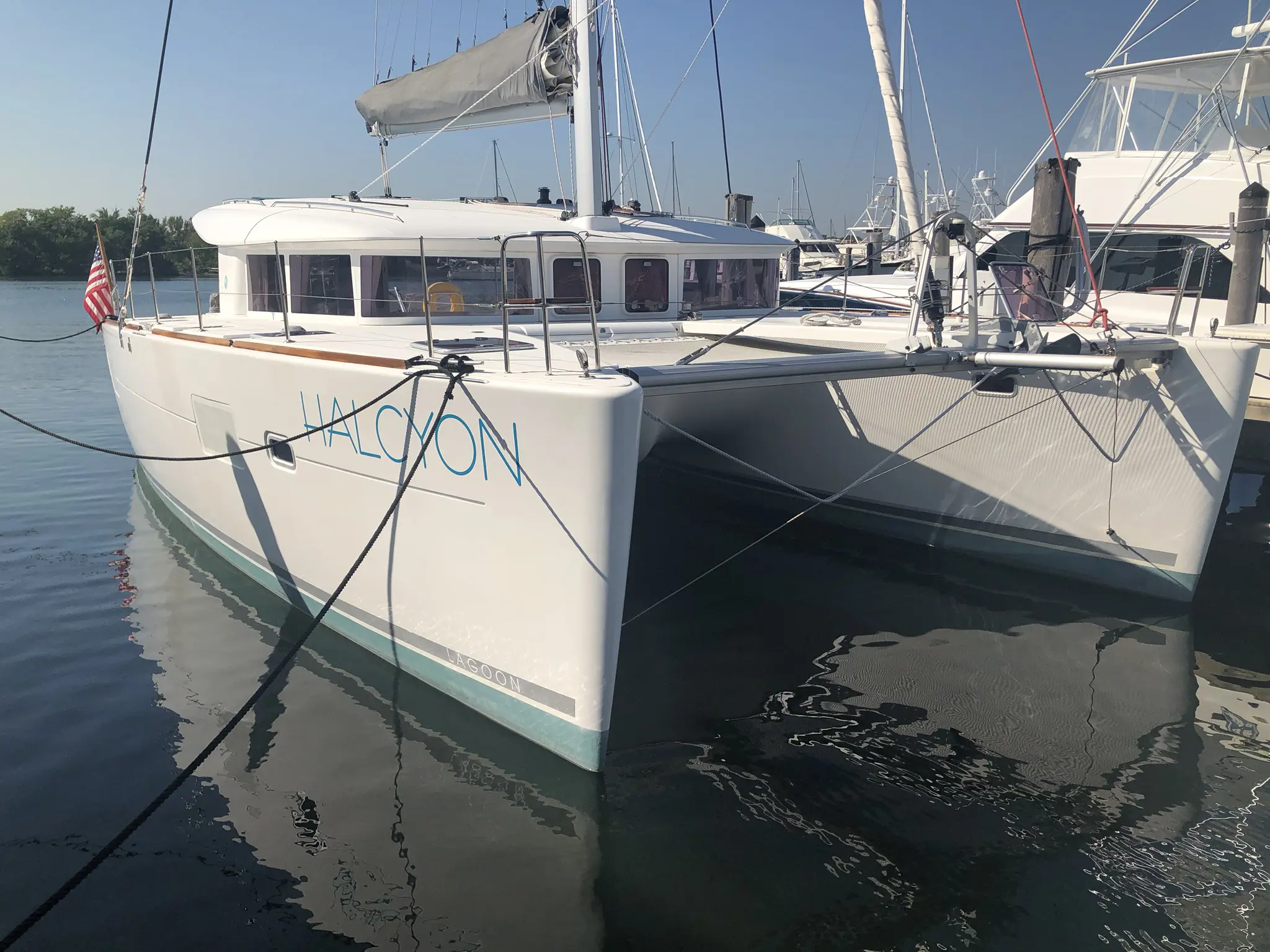 Used Sail Catamaran for Sale 2010 Lagoon 400 Boat Highlights Image Gallery