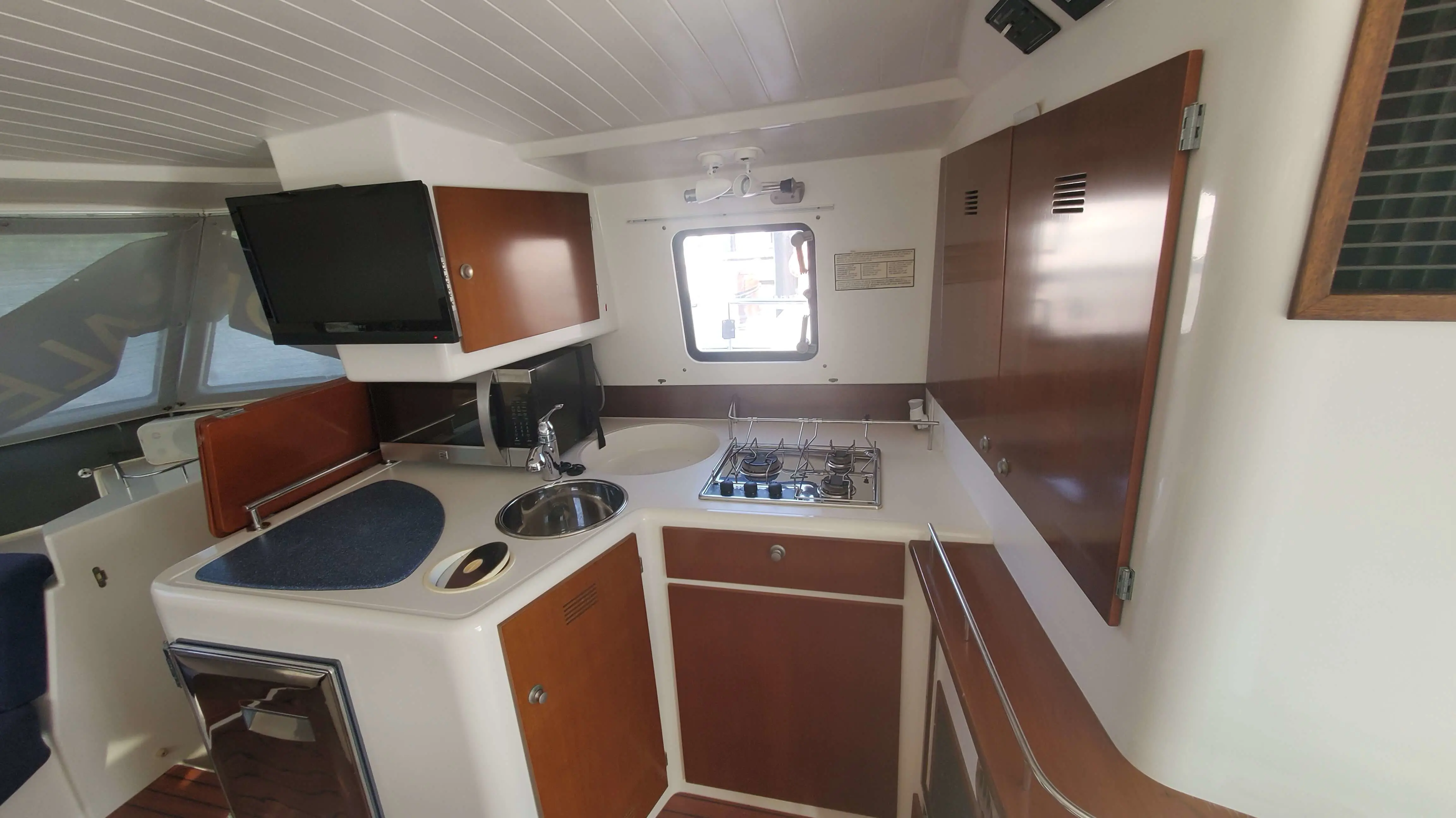 Boat Image