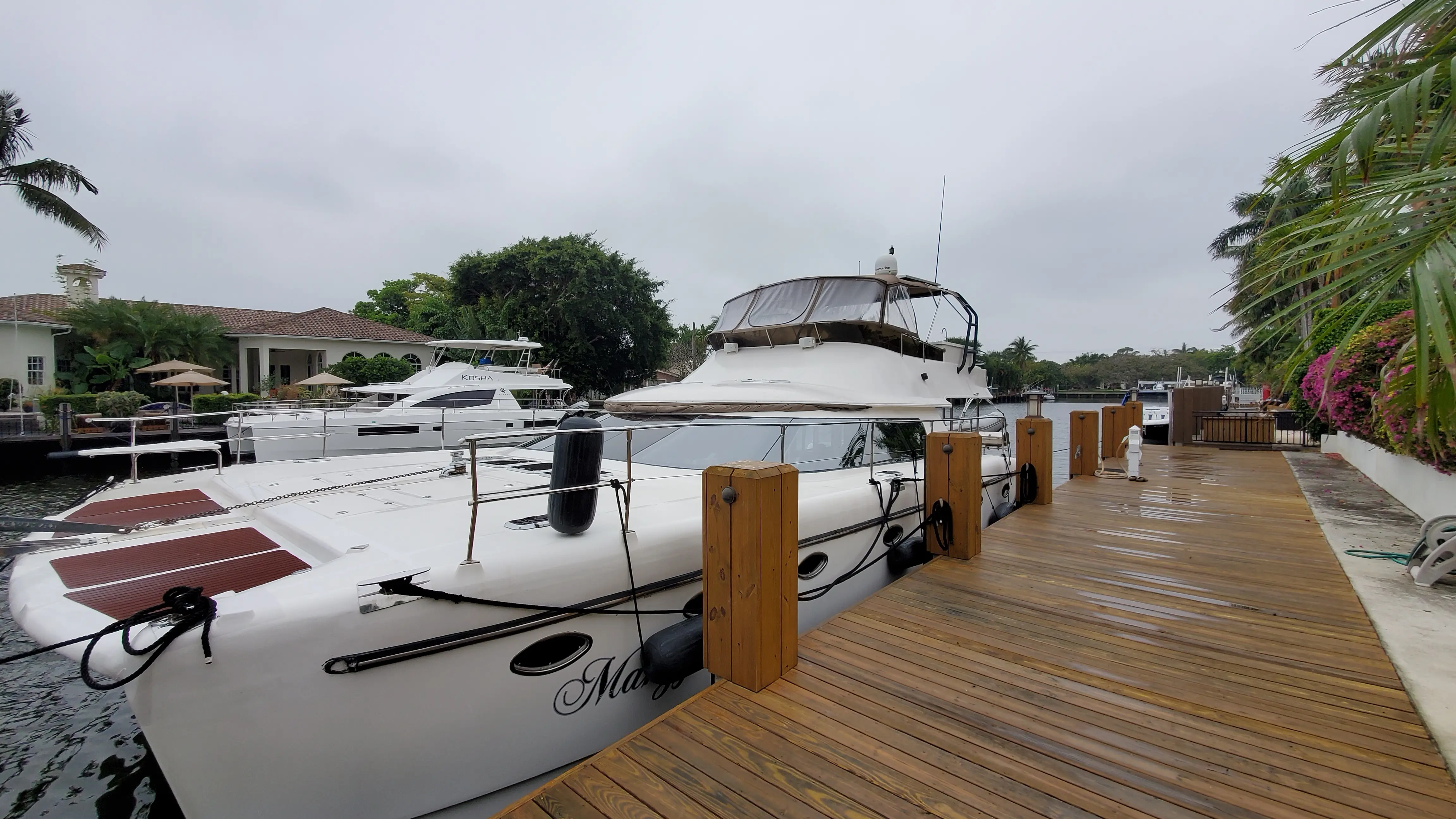 Used Power Catamaran for Sale 2006 Prowler 50 Boat Highlights Image Gallery