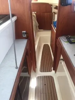 Used Sail Catamaran for Sale 2006 Gemini 105Mc Layout & Accommodations Image Gallery