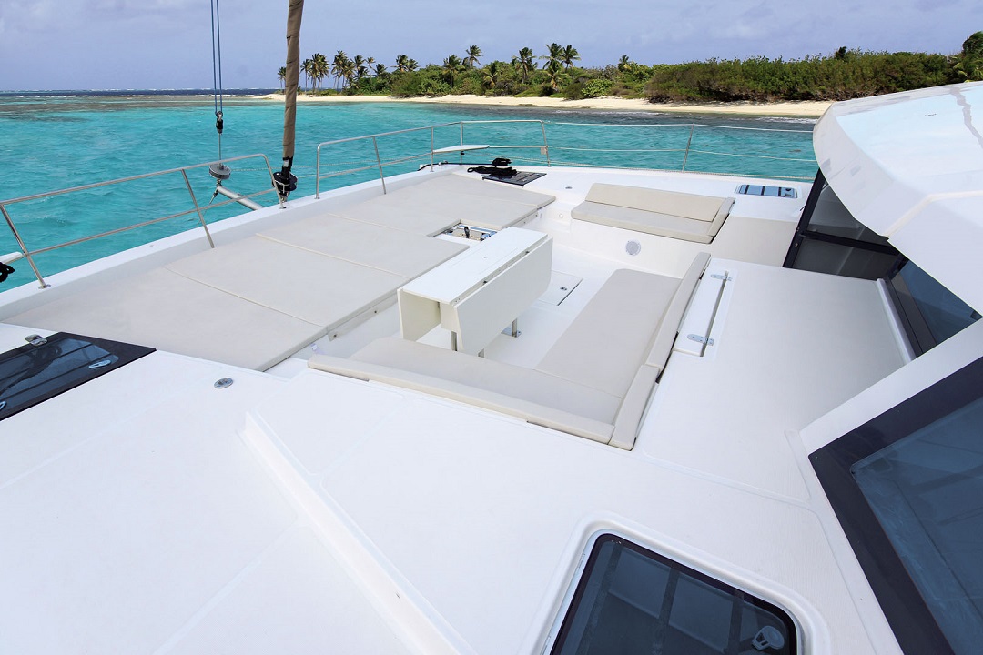 Catamaran Charter Sailing