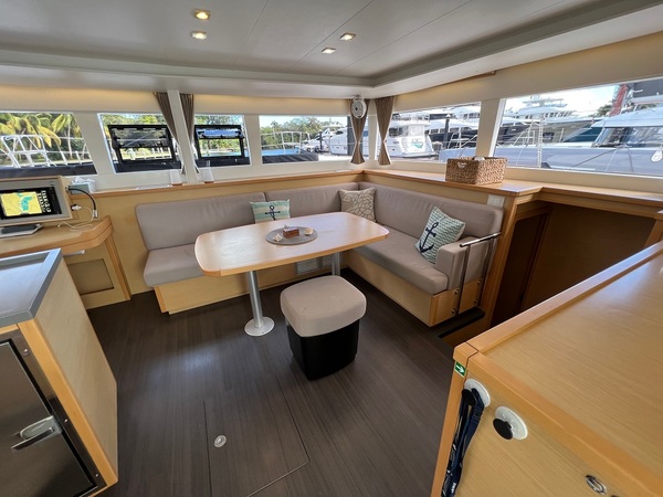 Catamaran Charter Sailing