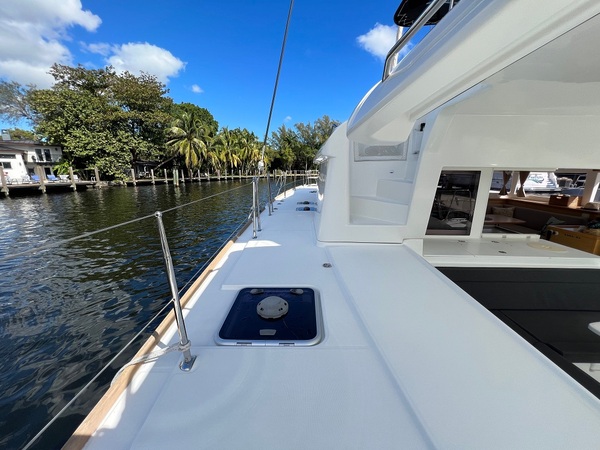 Catamaran Charter Sailing