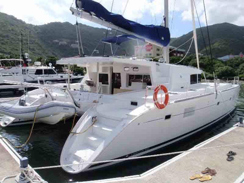 Catamaran Charter Lagoon 500