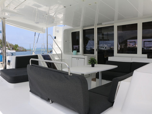 Catamaran Charter Sailing