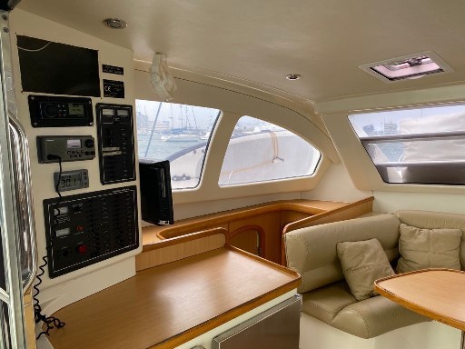 Used Sail Catamaran for Sale 2005 Leopard 40 Electronics & Navigation