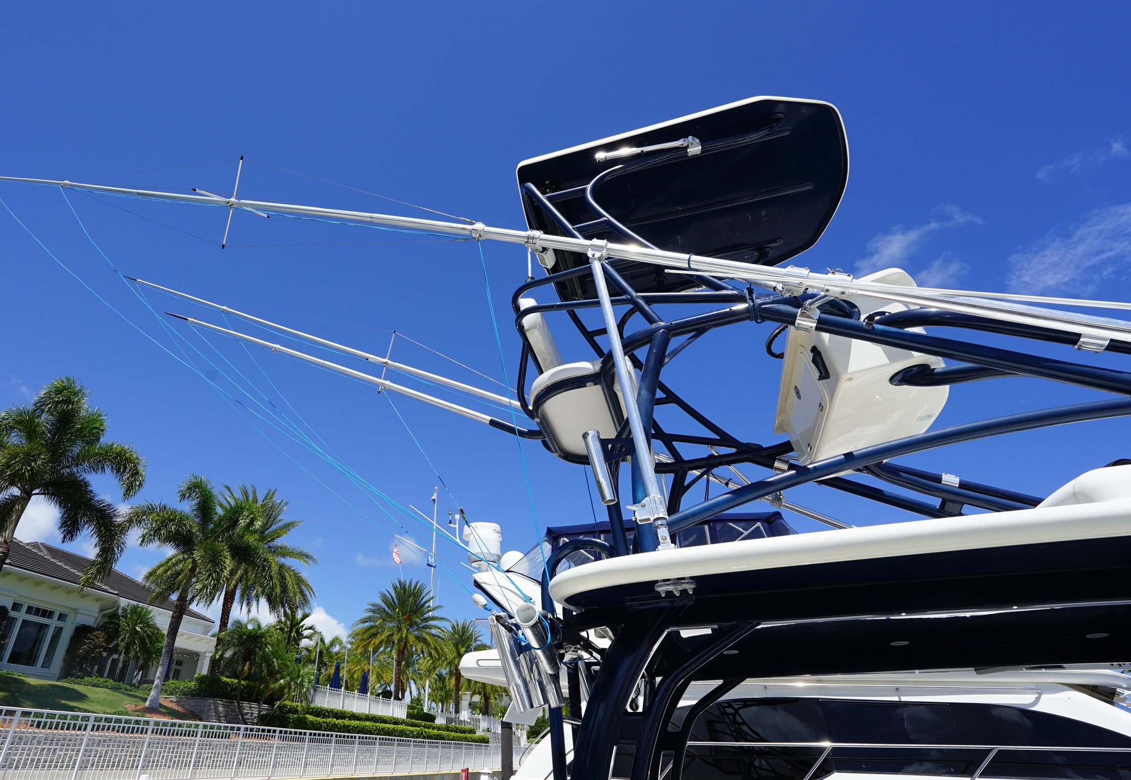 Used Power  for Sale 2014 4200 Siesta HCB Boat Highlights