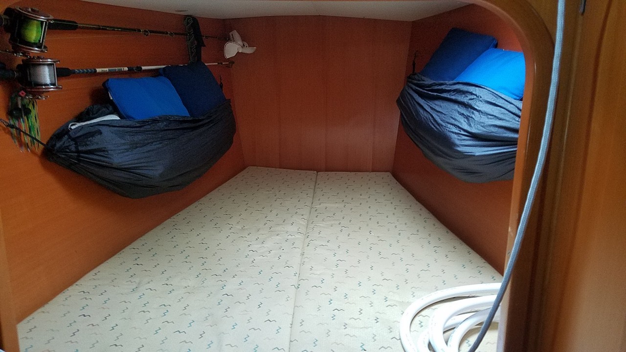 Used Sail Catamaran for Sale 2001 Lagoon 380 Layout & Accommodations