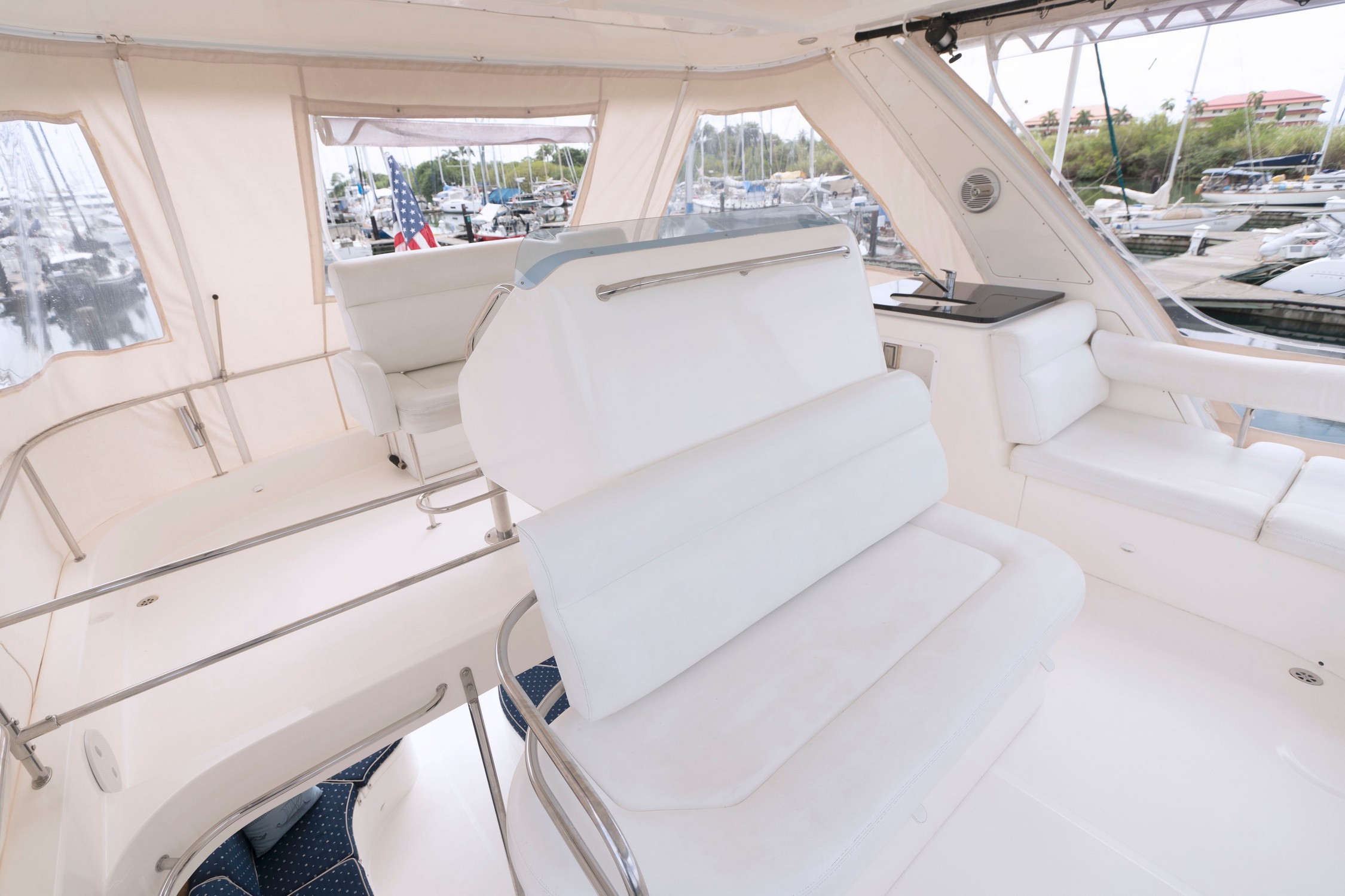 Used Power Catamaran for Sale 2007 Leopard 47 PC  Layout & Accommodations