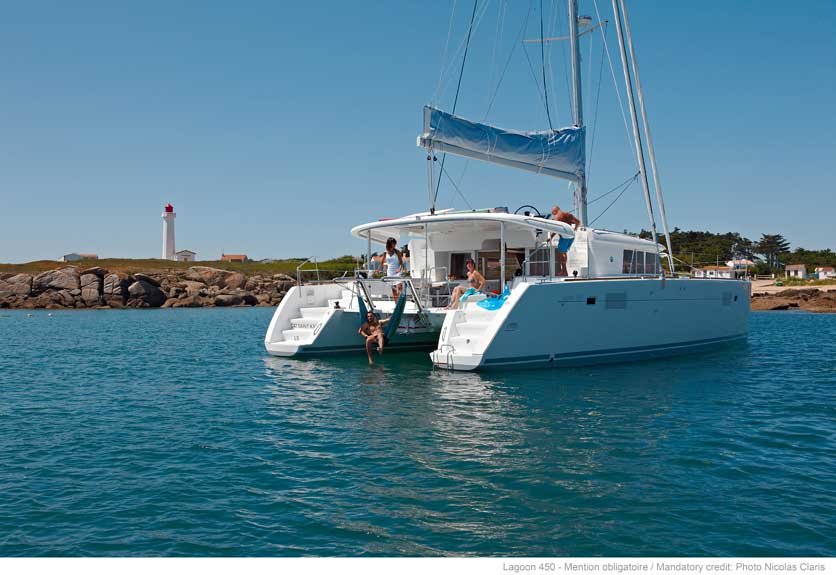 New Sail Catamaran for Sale 2017 Lagoon 450 F Boat Highlights