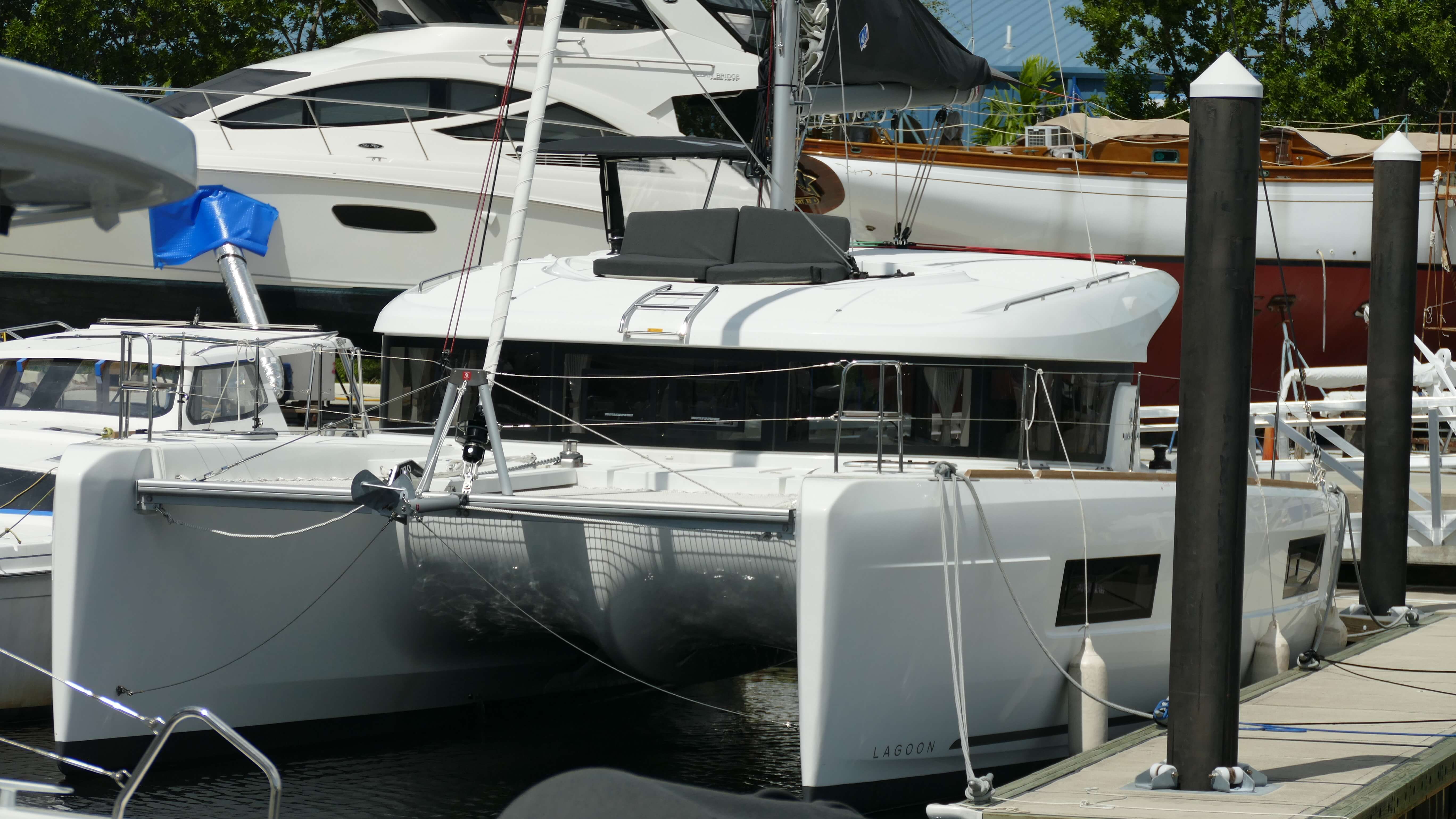 New Sail Catamaran for Sale 2018 Lagoon 40 Boat Highlights