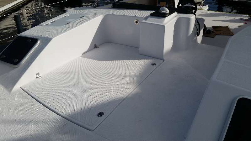New Power Catamaran for Sale  Freestyle 399 Power Deck & Equipment