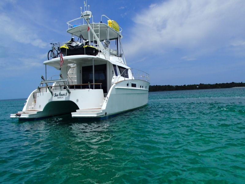 Used Power Catamaran for Sale 2008 Cumberland 46 Boat Highlights