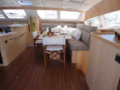 Used Sail Catamaran for Sale 2014 Privilege 515 Layout & Accommodations