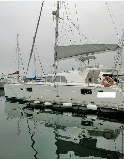 Used Sail Catamaran for Sale 2006 Lagoon 440 
