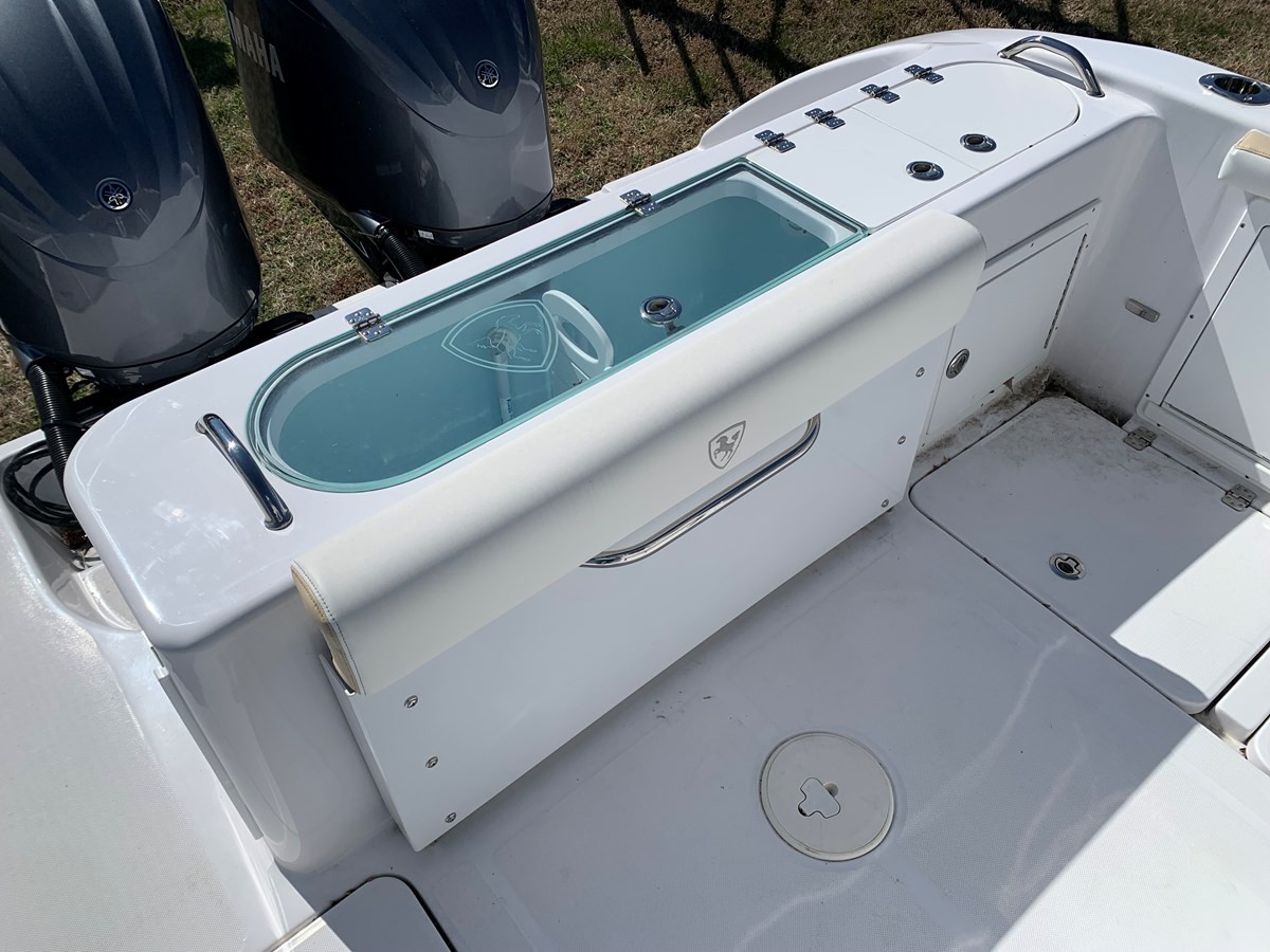 Used Power Center Console for Sale 2023 Century 2900CC Deck & Equipment
