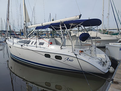 Used Sail Catamarans for Sale 2002 Hunter 380