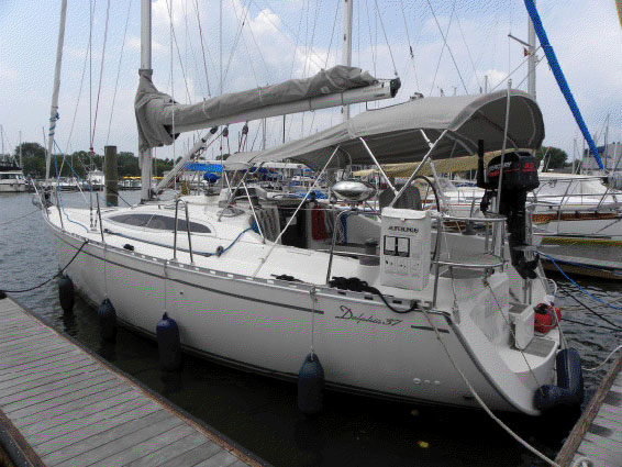 Used Sail Monohull for Sale 2007 Delphia 37 Boat Highlights