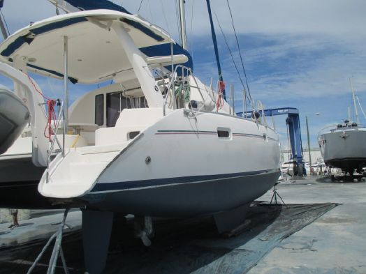 Used Sail Catamaran for Sale 2006 Leopard 40 Boat Highlights