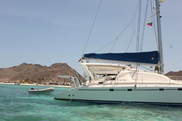 Used Sail Catamaran for Sale 2001 Leopard 47 Boat Highlights