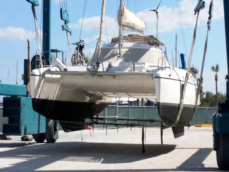 Used Sail Catamaran for Sale 2003 Wildcat 350 Boat Highlights