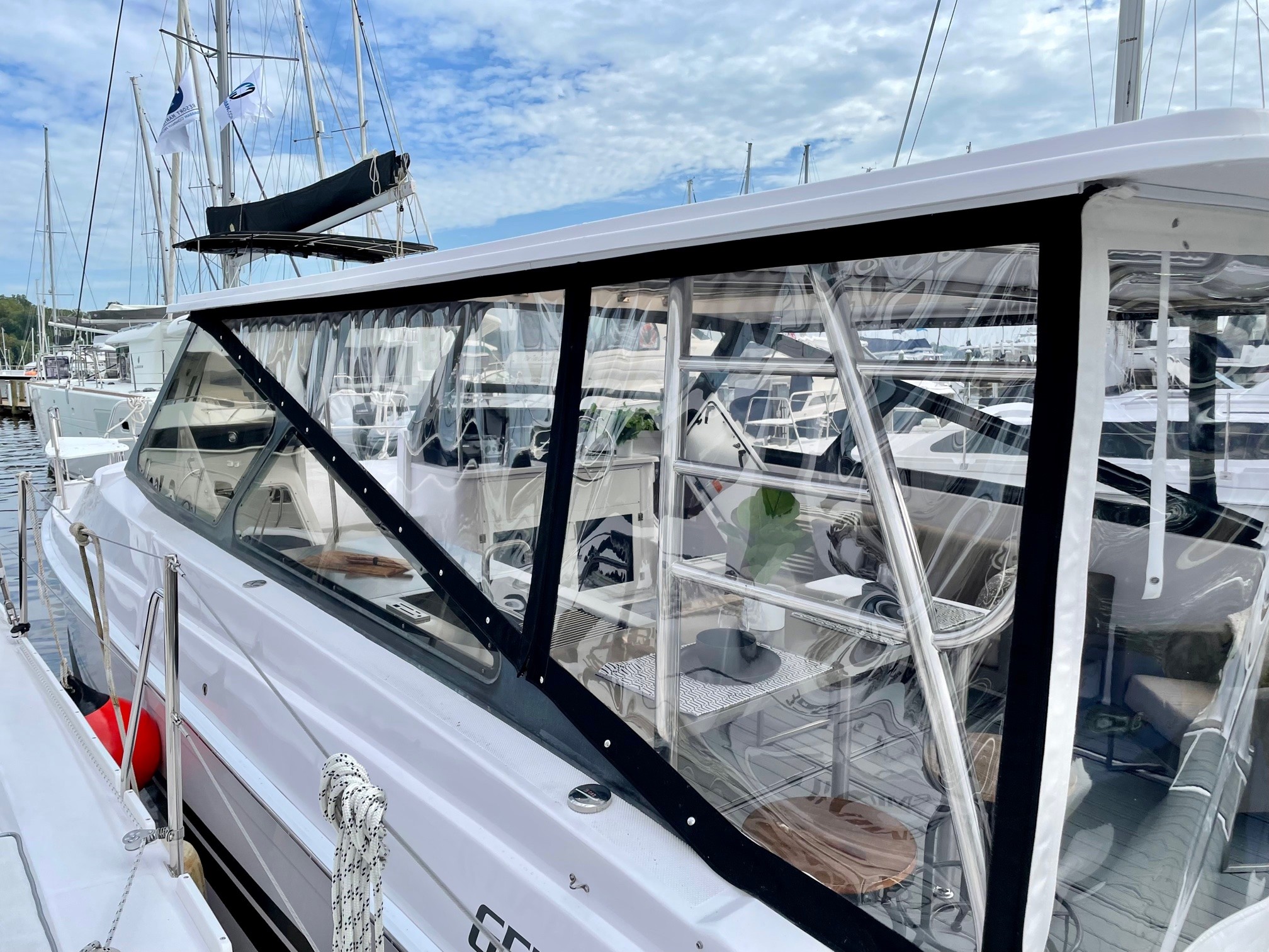 Used Power Catamaran for Sale 2019 Freestyle 399 Power 