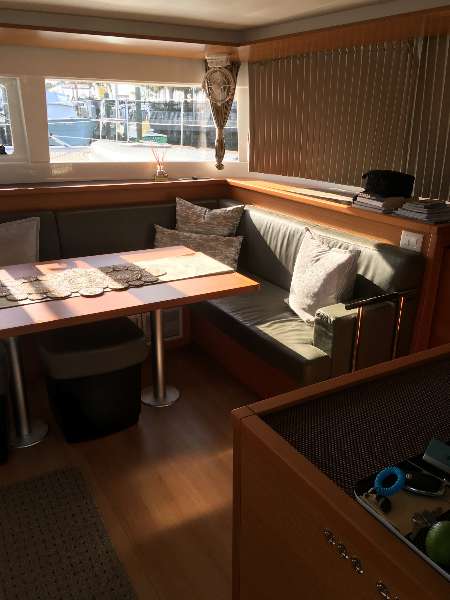 Used Sail Catamaran for Sale 2015 Lagoon 450 Layout & Accommodations