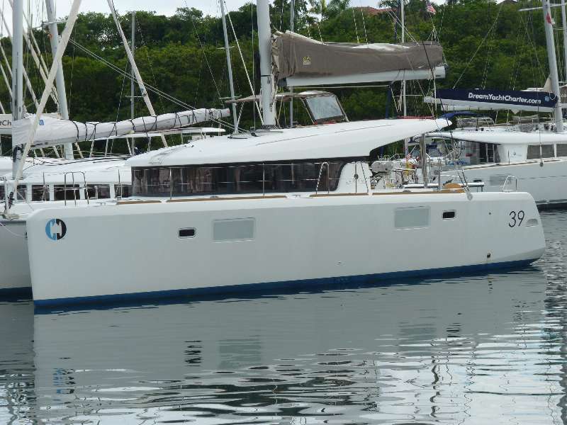 5 Good Reasons to be a Lagoon 42 Charter Business Owner in Tortola