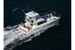 Used Power Catamaran for Sale 2015 Aquila 44  Boat Highlights